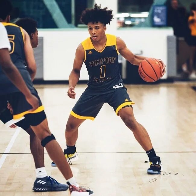 Mikey williams. Mikey williams basketball player. татуировки mikey williams.