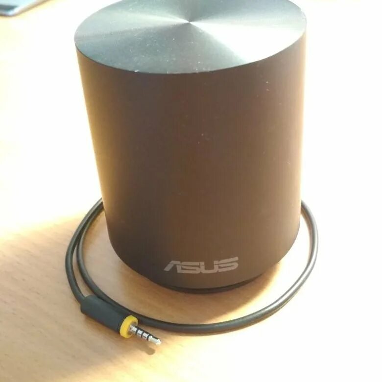 Колонки асус. ASUS n56v сабвуфер. Сабвуфер для ноутбука ASUS SONICMASTER. ASUS Woofer динамик для ноутбука. Внешняя колонка ASUS SONICMASTER.