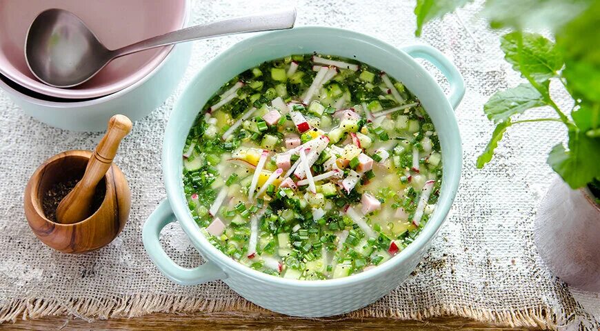 Рецепт окрошки классической с колбасой на сметане