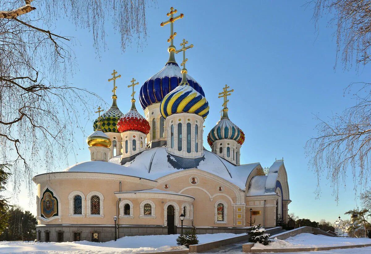 Соборный храм благоверного князя игоря черниговского. Соборный храм благоверного князя игоря черниговского купола. Храм благоверного князя игоря. Храм благоверного князя игоря. Соборный храм благоверного князя игоря черниговского пасха.