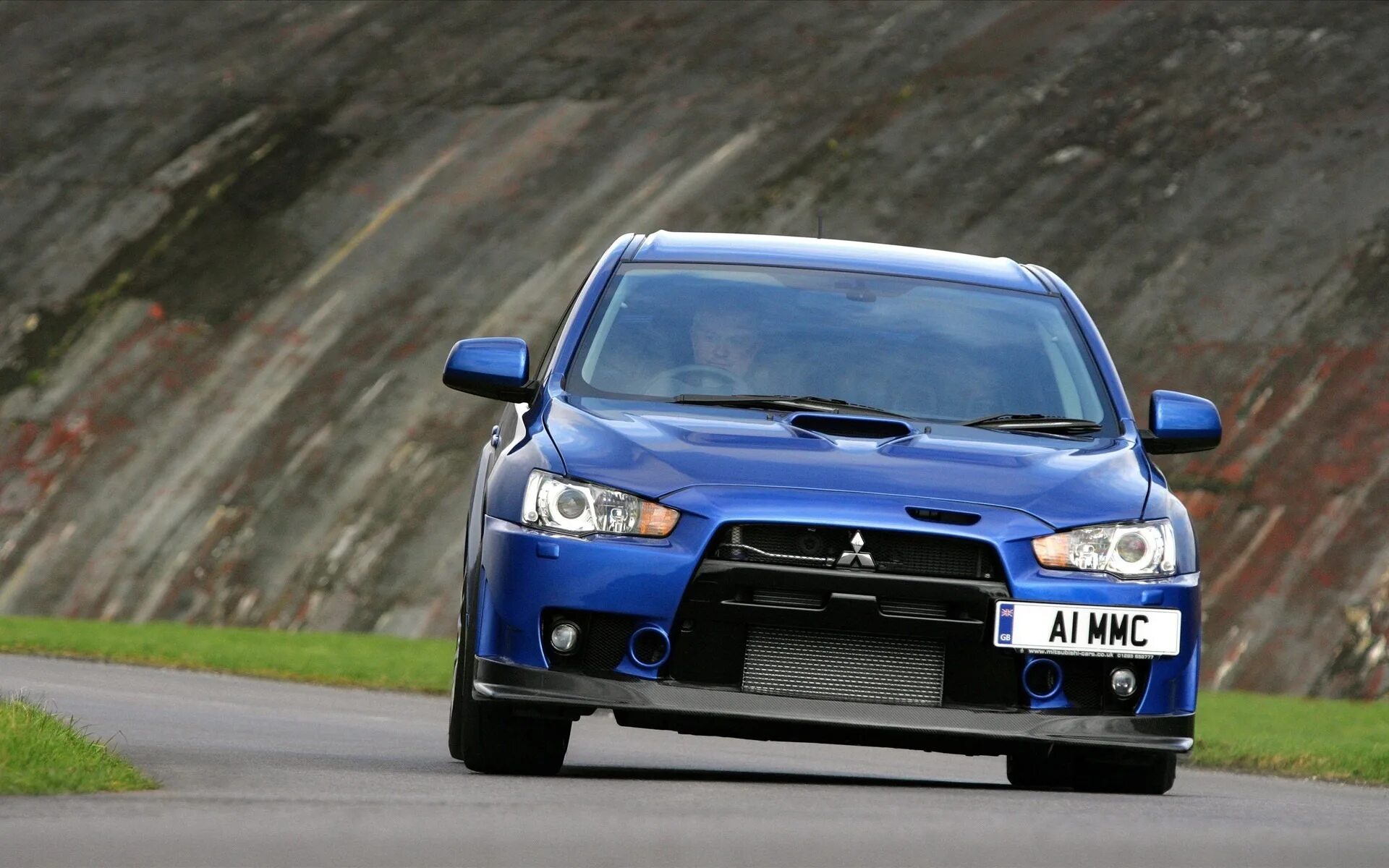 Мицубиси самая самая. Митсубиси Лансер Эволюшн 10. Mitsubishi Lancer Evolution x 10. Mitsubishi Lancer Evolution x FQ-400. Lancer Evolution 10 синий.