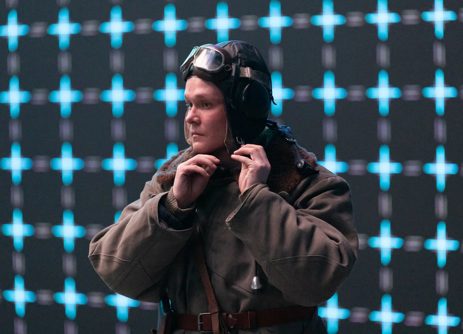 К ф воздух. К ф воздух. Воздушный бой гремлин. Сериал воздух 2021. "воздух".