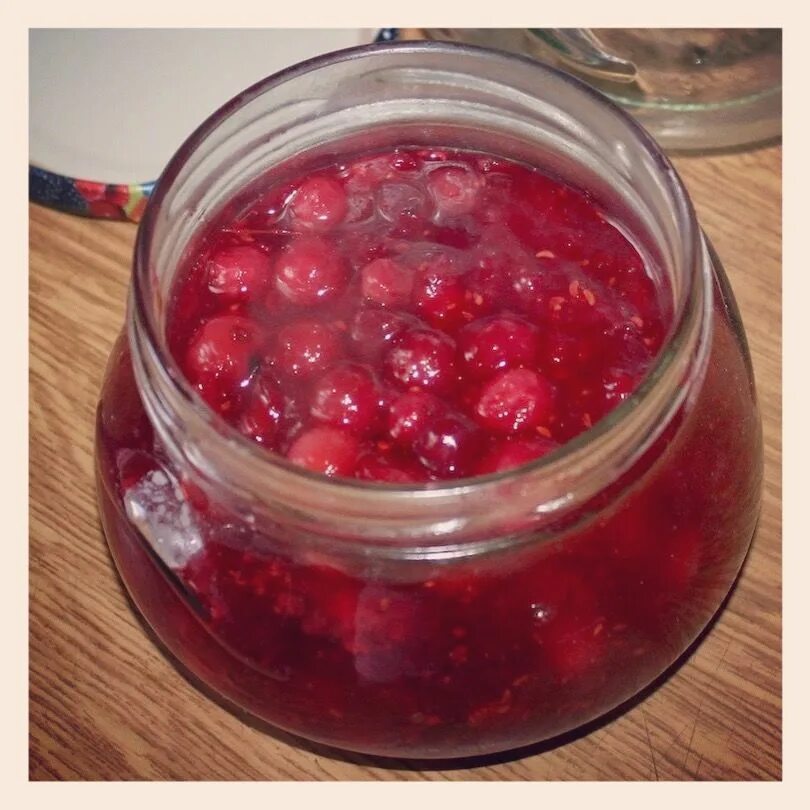 Варенье из клюквы с апельсином на зиму. Сварили варенье из клюквы. Варенье клюква. Джем клюква брусника. Повидло из клюквы.