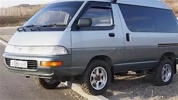 Диски тойота таун айс. Toyota Town Ace cr31. Toyota Lite Ace cr31. Тойота Таун айс 4 ВД. Тойота Таун айс 1988.