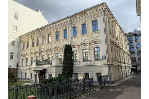 Покровка 42