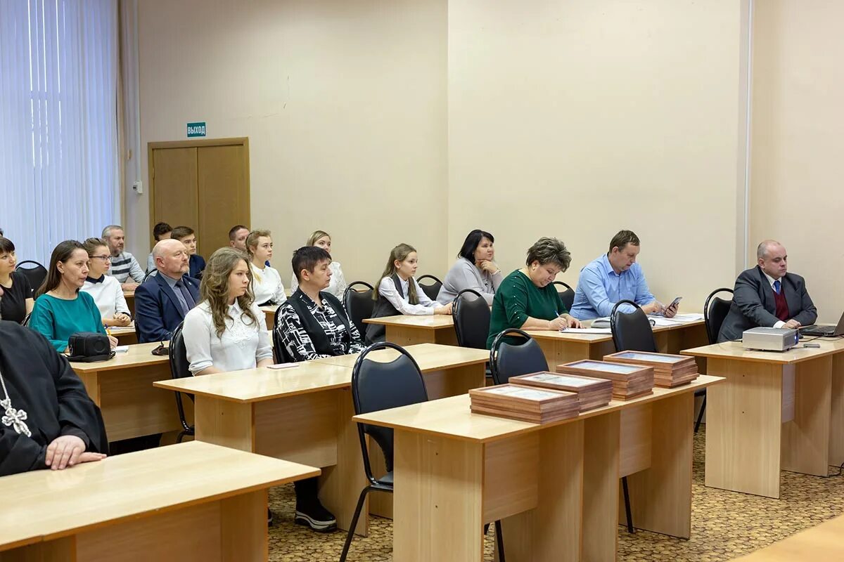 Новости кузнецка. Заседание топонимической комиссии города самара. Новости г кузнецк. Роспотребнадзор кузнецк пензенская. Конференция таджа в кузнецке.