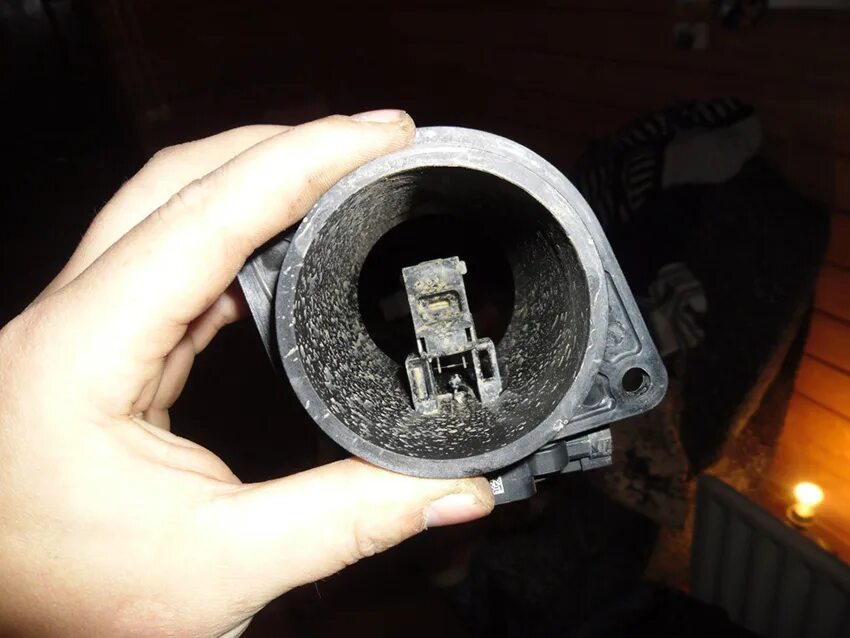 Автомобильный датчик расхода воздуха. Расходомер воздуха 2110. Датчик массового расхода воздуха лада калина. Пассат 2. Расходомер воздуха ваз 2114.