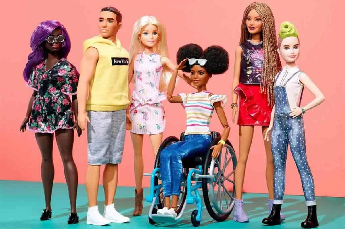 Куклу барби другую. Куклы Барби фашионистас 2015. Барби с витилиго. Кукла Барби с витилиго. Куклы Barbie Mattel 2020.