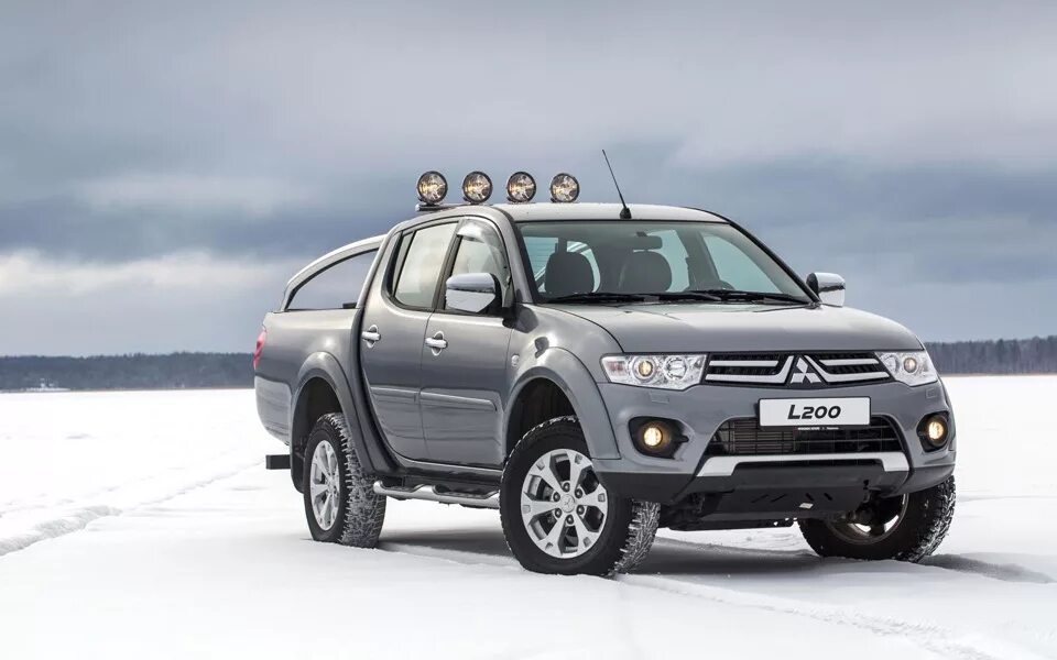 Мицубиси l200. Митсубиси л200 чип. Mitsubishi l200 Tuning. L 200 Мицубиси тюнинговый.