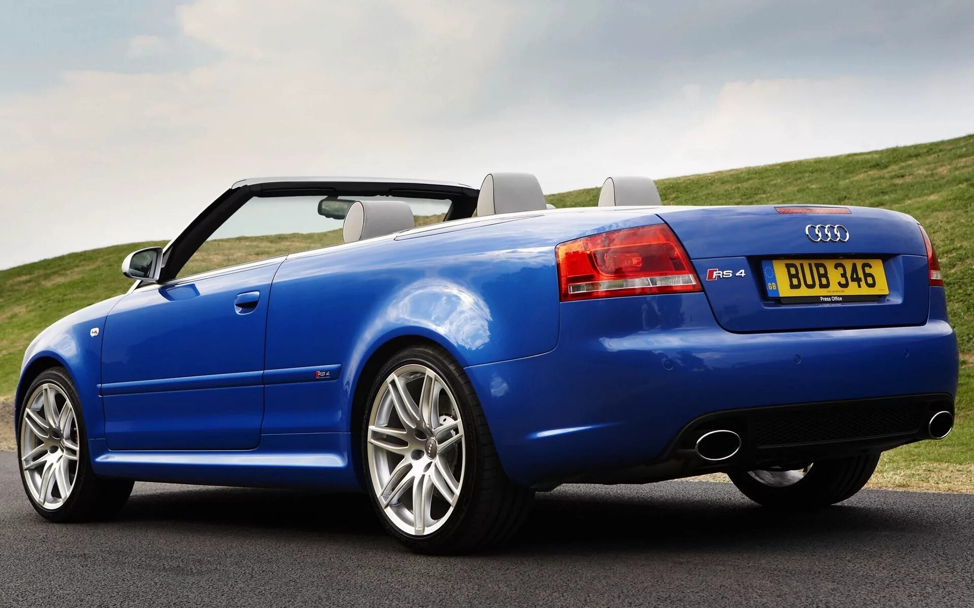 Audi rs4 Cabriolet. Audi s4 b7 кабриолет. Ауди кабриолет 2006. Ауди РС кабриолет