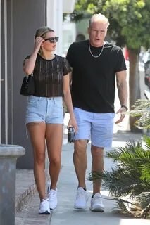 EMMA KROKDAL and Dolph Lundgren Shopping at Mel and Rose Wine, Spirits & Gifts i