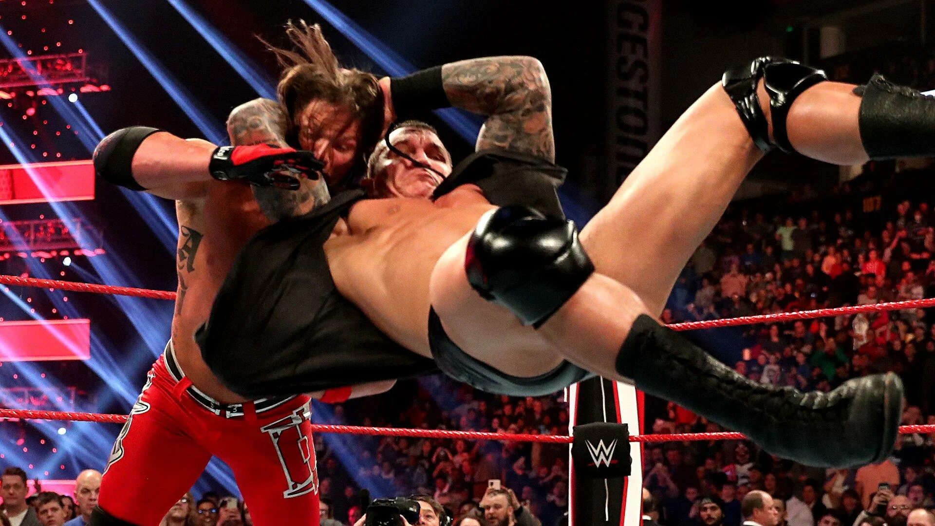 Install raw. Wwe raw 2019. randy orton реслинг. вве ро 2009. ортон rko эй джей стайлзу.