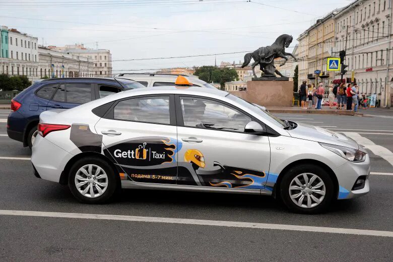 Машины Гетт. Gett такси. Наклейки такси Гетт. Такси Gett Москва.