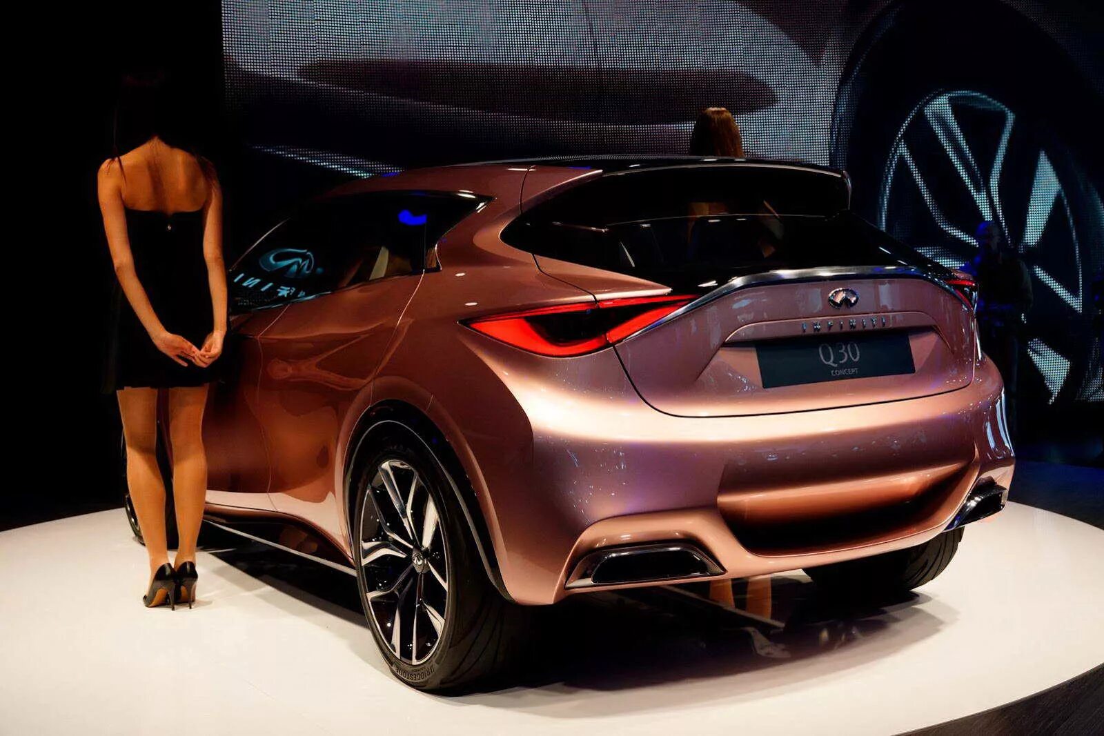 Hyundai concept 2020. Новая нива 2022. Форд эвос 2021. Выходит новая модель. Стив маттин нива.