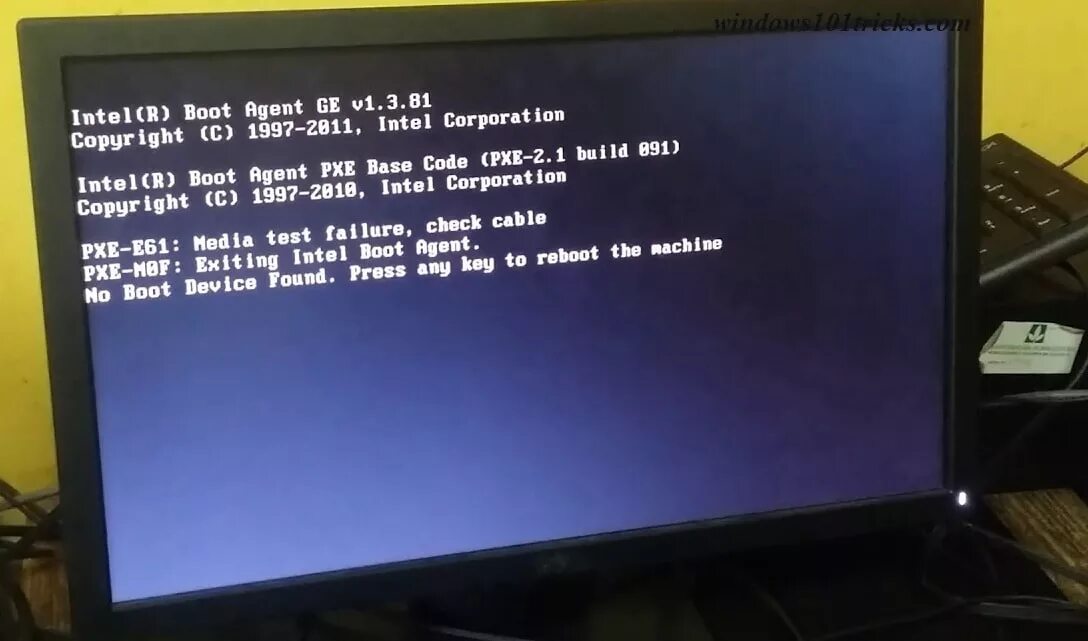Компьютер пишет reboot. Boot device. No Boot device. No Boot device found Press any Key to Reboot the Machine. No Boot device found.