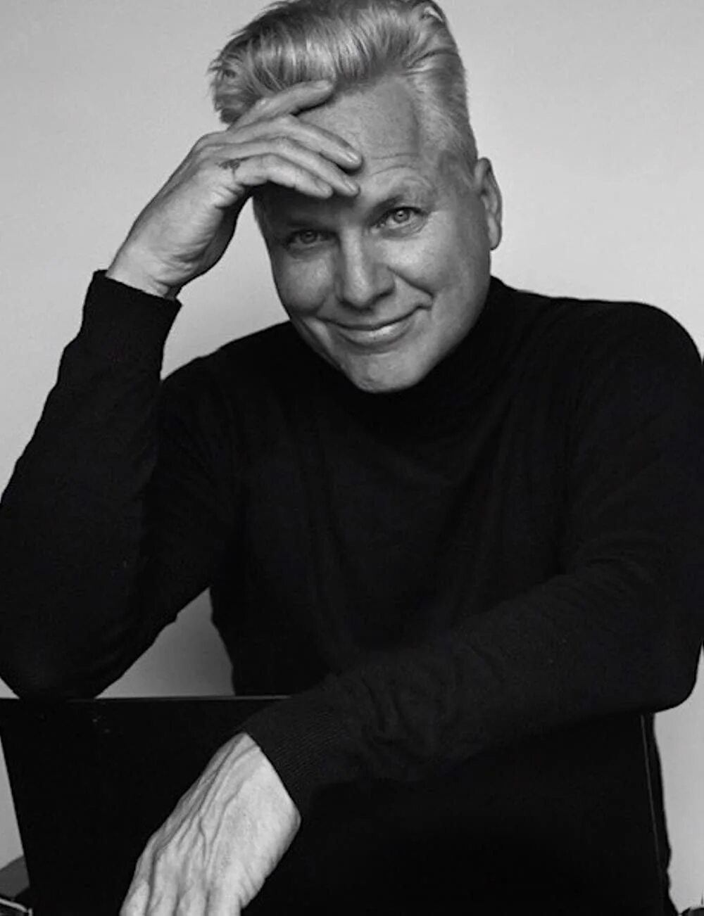 Маркос а. Marcos a. Маркос а. Маркос ферраез и тал. Bravo pacific blue.