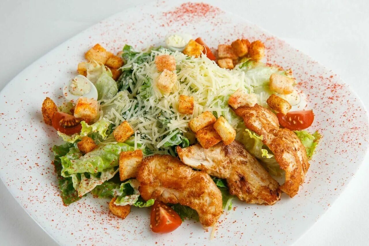 Жареная курица. Окорок куриный копченый. Кольца в клюв для кур от расклева. Альтернатива курице. Пармезан для цезаря.