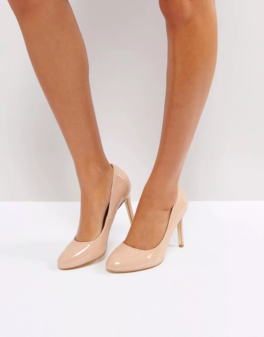Туфли женские на низком каблуке. Simple pump туфли. Шпильки с круглым носом. Miumiu миюли. Туфли на шпильке с круглым носом.