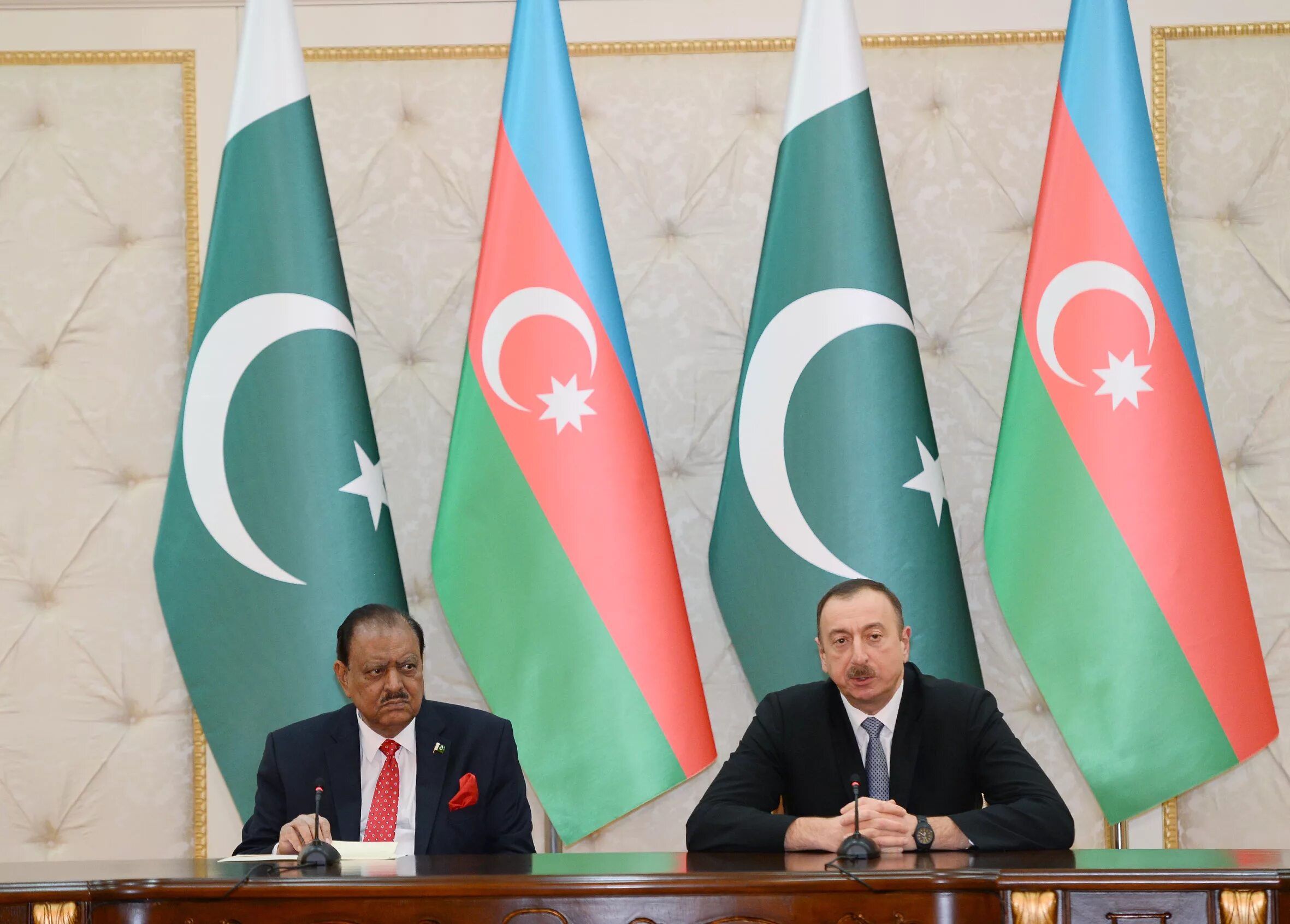 Azeri pro. Турция Пакистан Azerbaycan Flag. Флаг Азербайджана Турции и Пакистана. Азербайджани Пакистан.