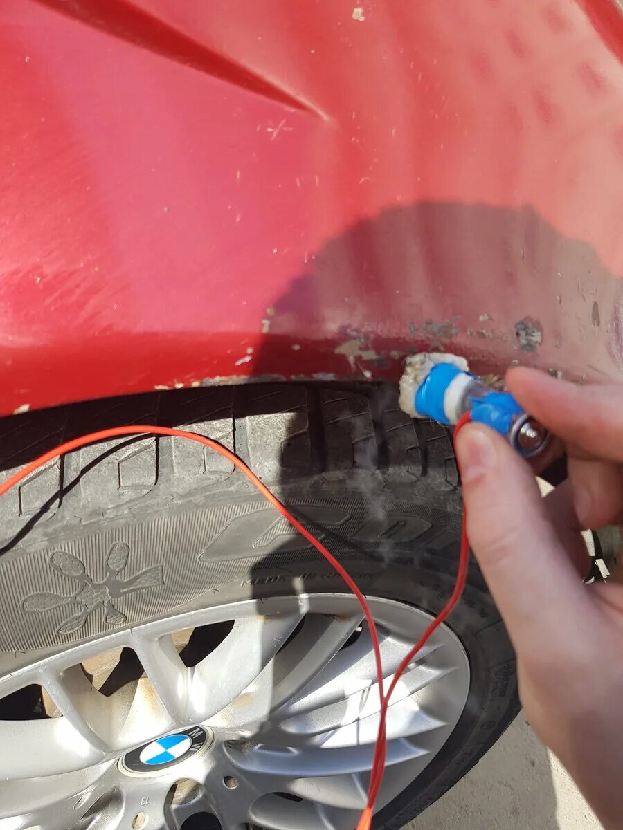 Заделать рыжики. Убрать рыжики с кузова автомобиля. жучок на кузове автомобиля. устраняем жучки на кузове автомобиля. убрать рыжики с кузова автомобиля своими.