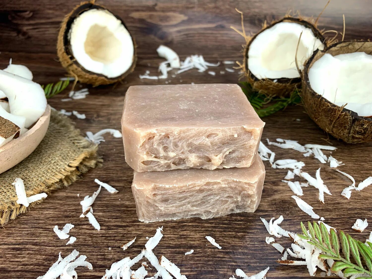 Мыло с кокосовым ароматом. Воск кокоса (100 грамм). Мыло ручной работы кокос. Мыло с маслом кокоса. Кокосовое мыло.