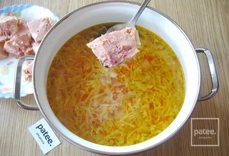 Щи с тушенкой из свежей капусты
