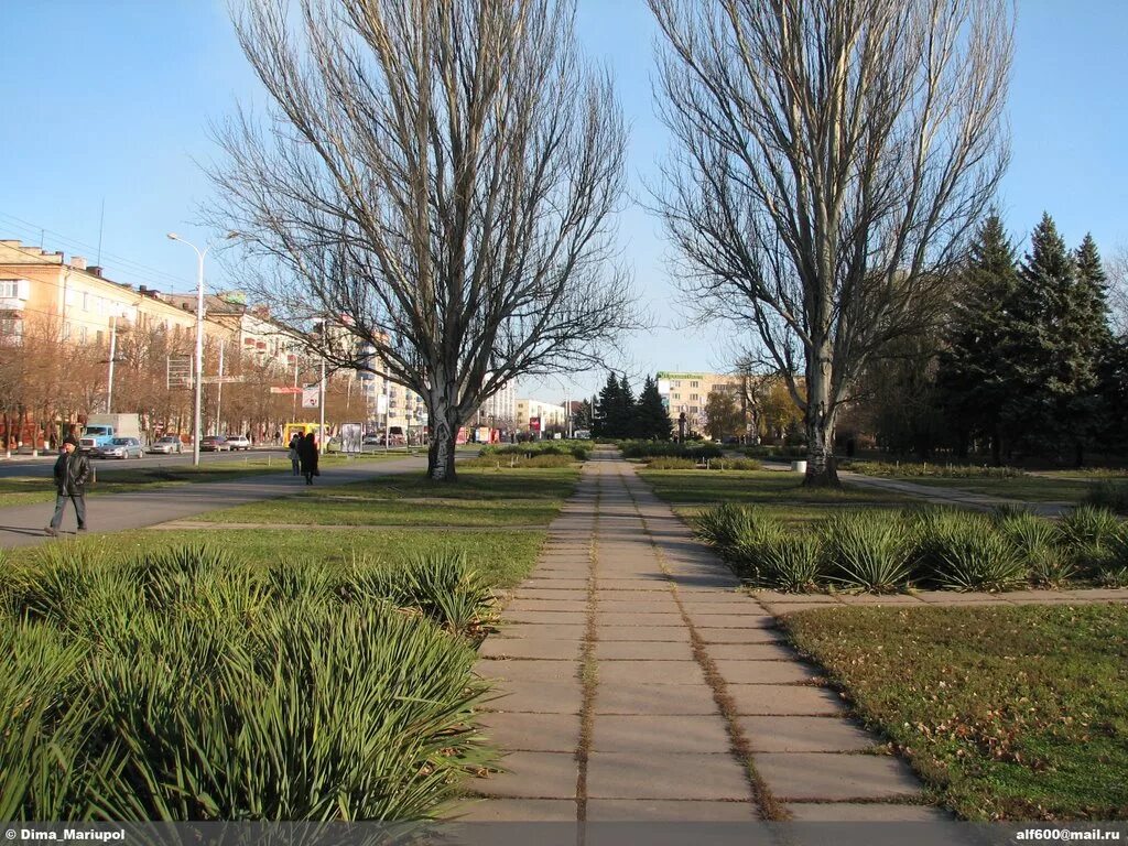Работа в городе мариуполь. Мариуполь. мариуполь площадь города. исфатович мариуполь. мариуполь фото.