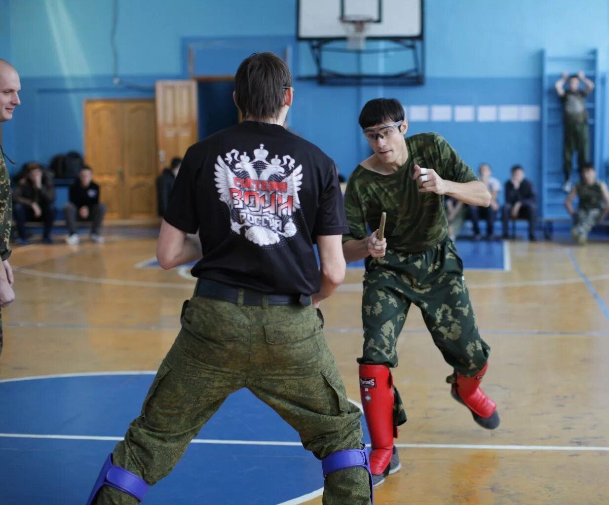 Russian combat. Русский стиль рукопашного боя. Рукопашный бой русский стиль Калининград. Кадочников русский стиль. Русский боевой стиль.