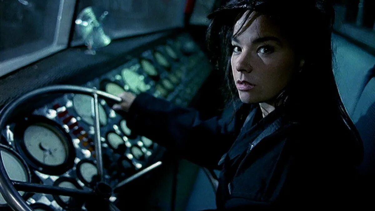 Army of me. Björk - Army of me. Bjork клип Army of me. Army of me Bjork фото. Bjork Army of me Drums Sheers.