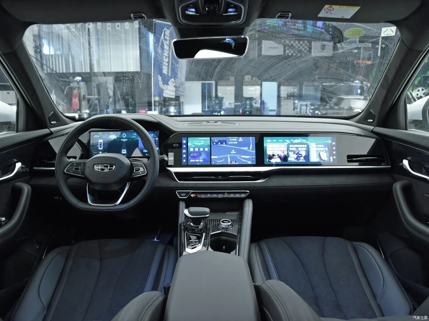 Geely monjaro 2022 kx11 салон. Geely kx11 2022 салон. Манжаро джили 2023. Кроссовер geely kx11 интерьер. Geely 2023 салон.