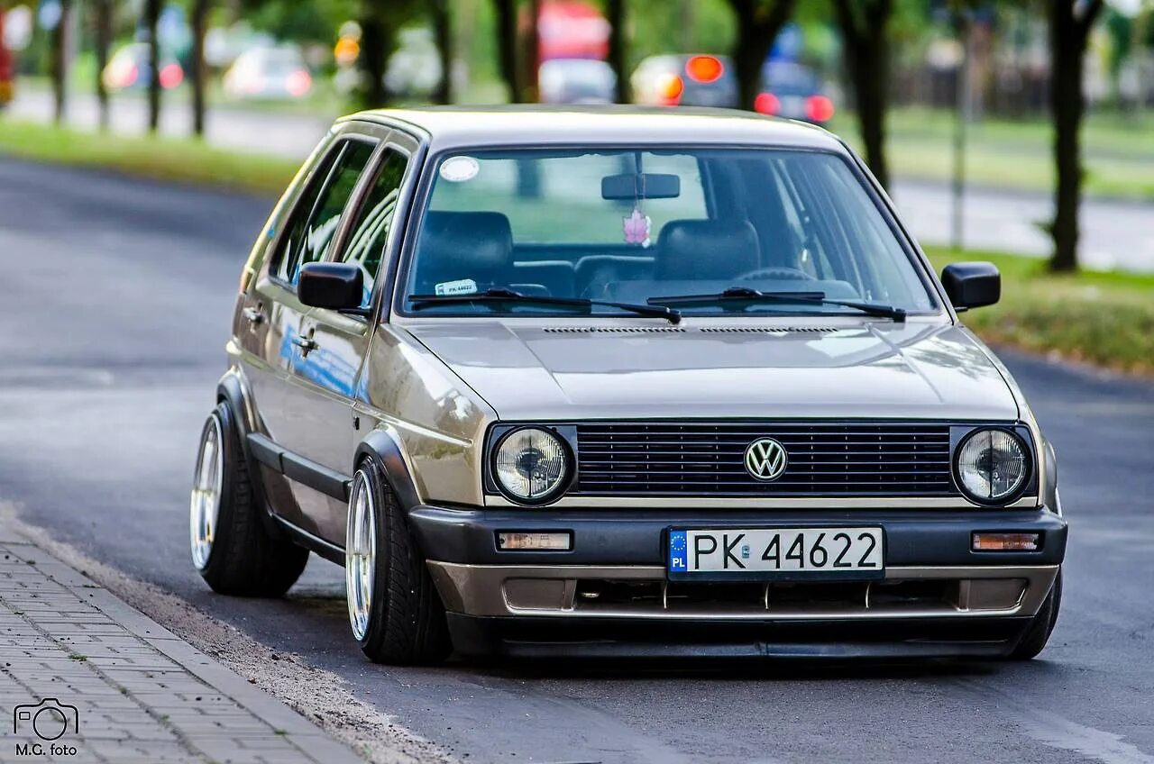 Фольксваген гольф б у. Фольксваген Golf 2. Фольксваген гольф 2 GTI. Volkswagen mk2. Volkswagen Golf 2 Tuning.