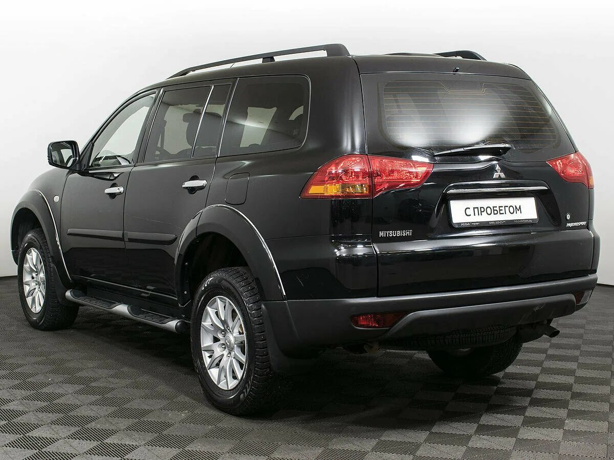 Мицубиси паджеро спорт 2013 года. Паджеро спорт 3 рестайлинг салон. Pajero sport 2006. Mitsubishi pajero sport 2004. Паджеро спорт 3 литра бензин.