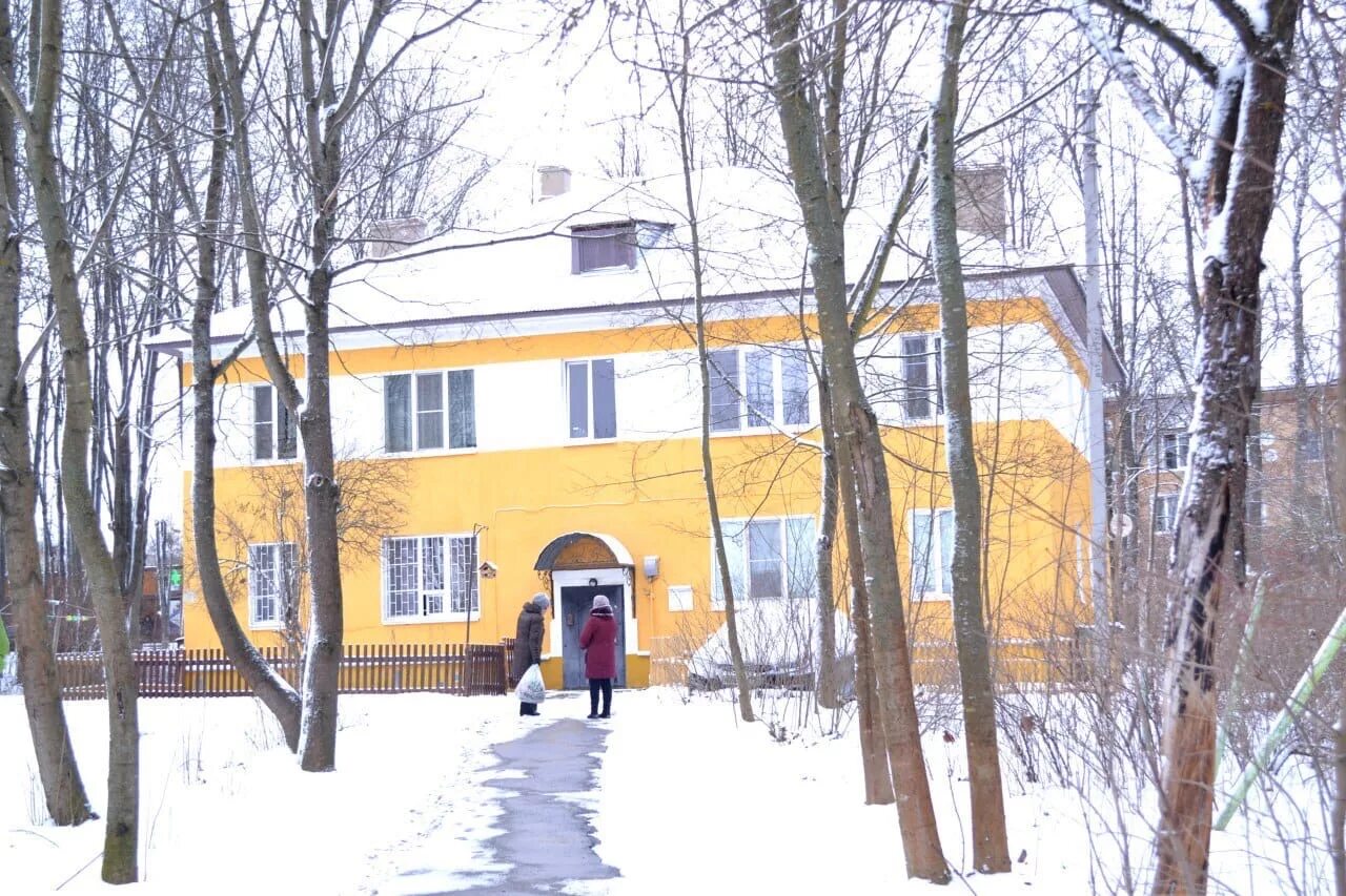 московская область, истринский район, поселок гидроузла им. гидроузел им куйбышева истра. истринский район, пос. куйбышева. истринское водохранилище гидроузел.