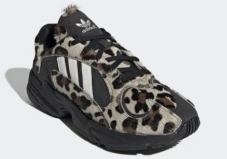 Adidas leopard