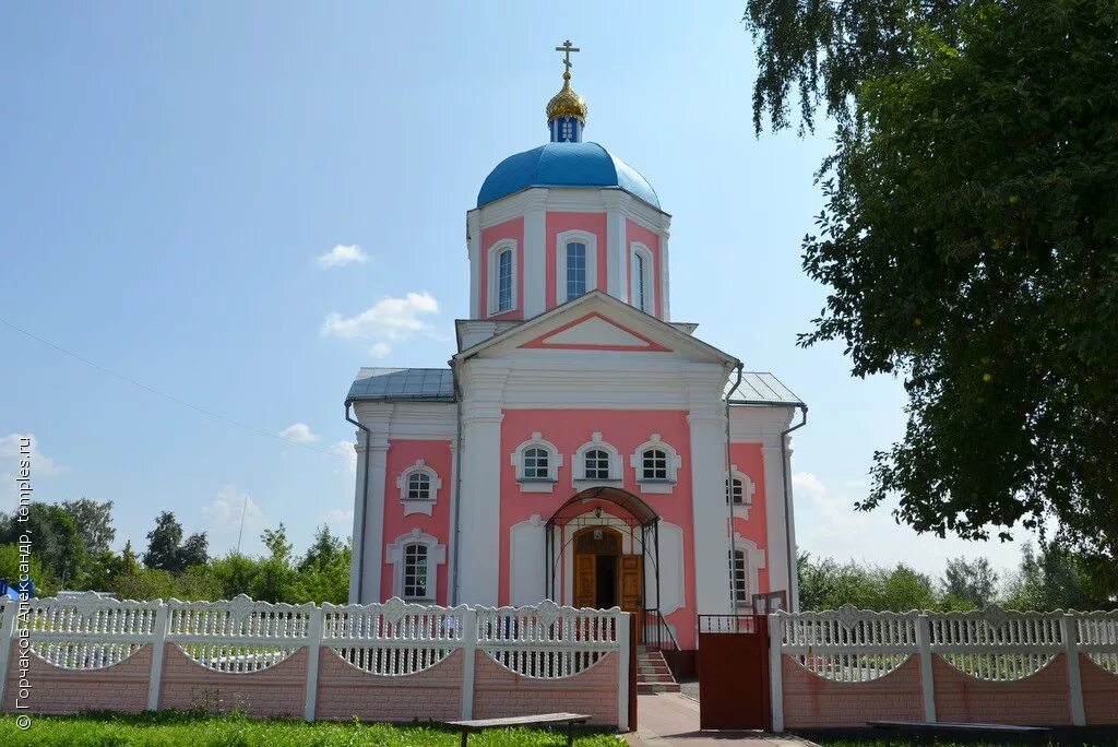 Хомутово Новодеревеньковский район. Храм в Хомутово Орловской области. Хомутово Орловская область Новодеревеньковский район. Храм в п. Хомутово Новодеревеньковский район. Погода хомутово орловская область на 10 дней