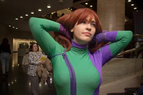 Aliceholic13 cosplay