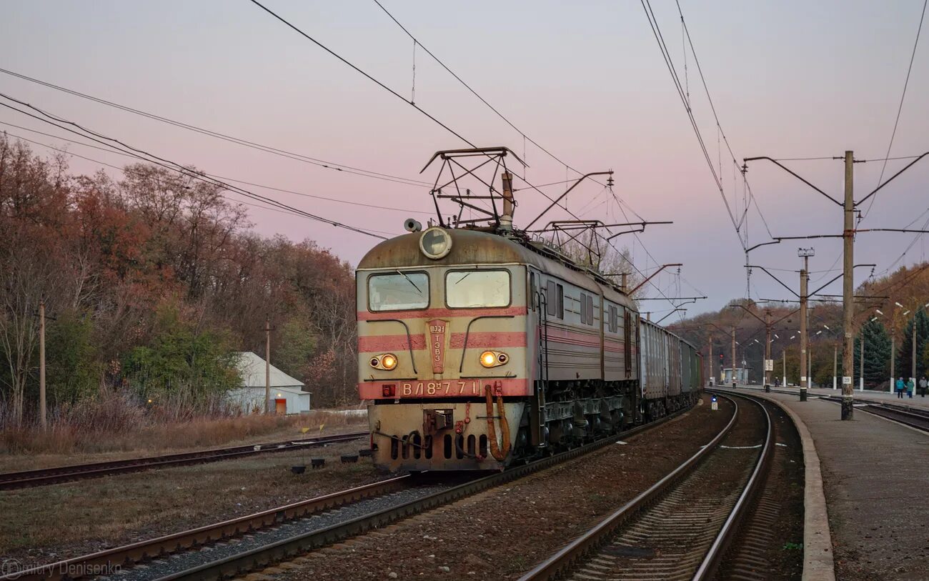 Вл8м-771. Станция Макеевка-пассажирская. Вл8 Макеевка 736. Вл8м-325 Донецкая ЖД ТЧ Ясиновата.