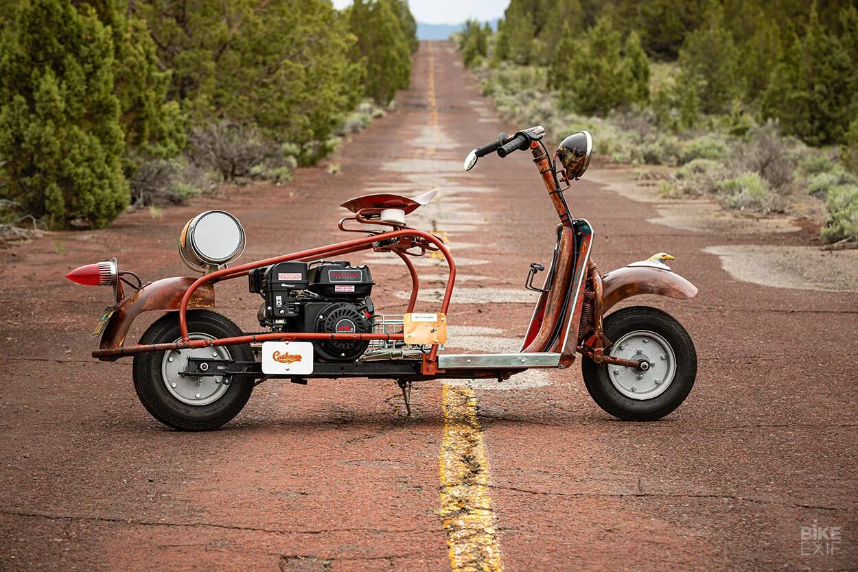 Машина мотороллер. Мотороллер piaggio ape. Мотороллер италия vespa. Веспа мотороллер 2022. Vespa мотороллер.