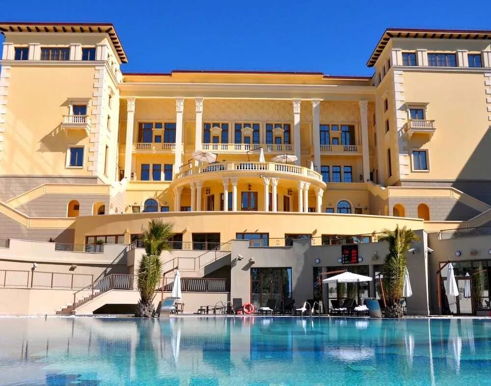 Отель камелия цена. Камелия Сочи отель. Отель Swissotel Resort Sochi Kamelia. Swissotel Resort Сочи Камелия 5. Swissôtel Resort Сочи Камелия Курортный просп., 89, Сочи.