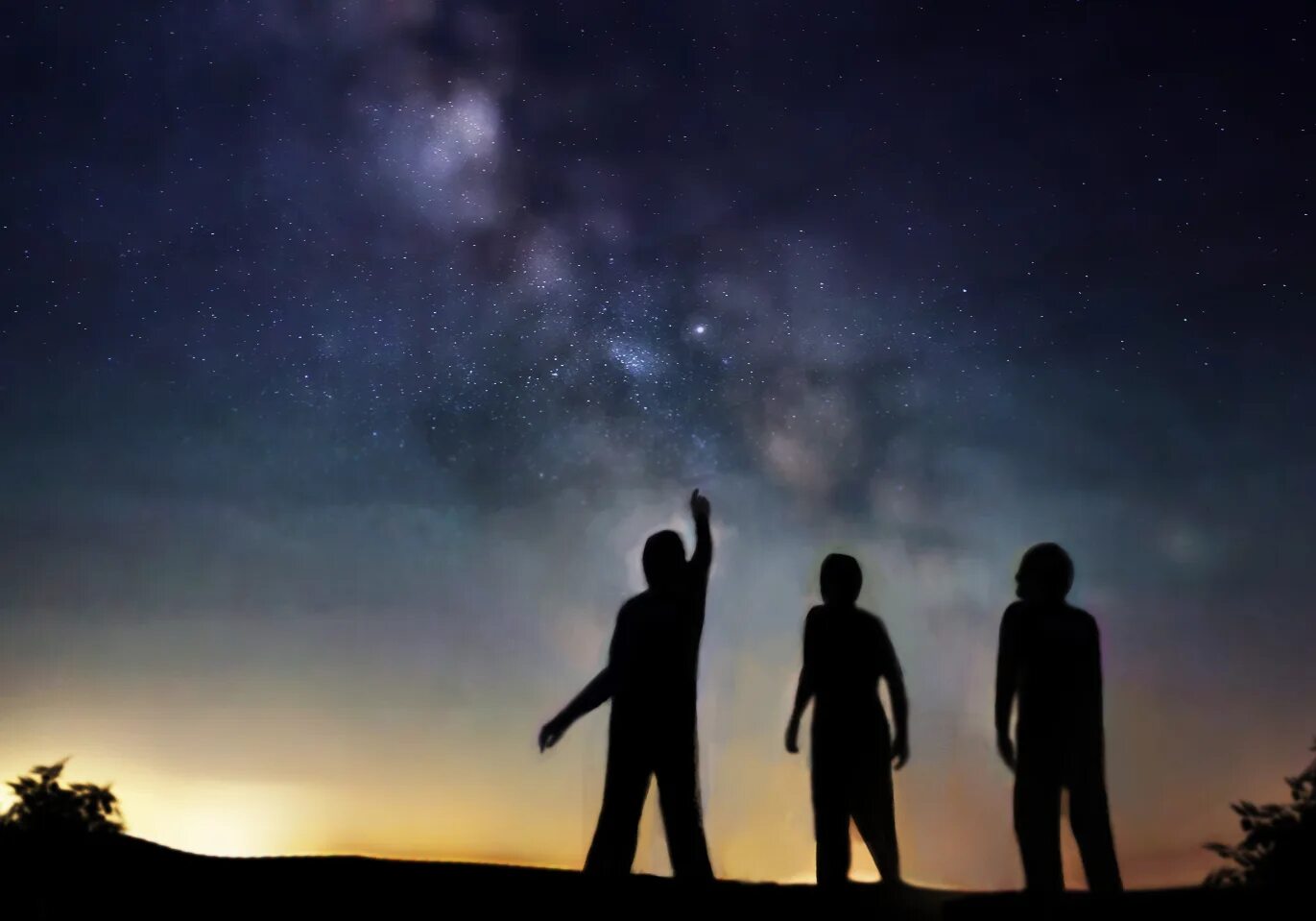 Look the sky is was. People looking at the Sky. People looking Sky. Looking at the Stars. Star.