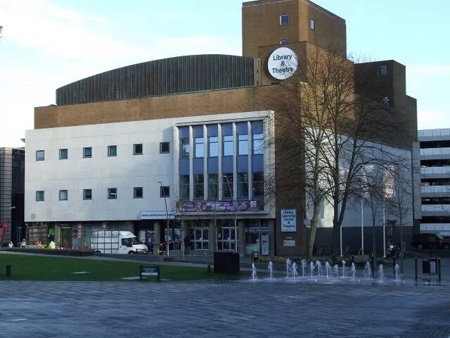 Luton Central Libraries membership. Theater library