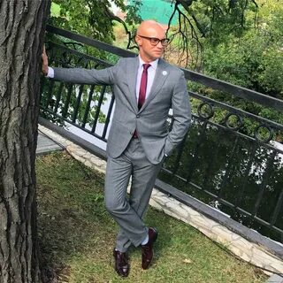 Сколько лет хрусталева
