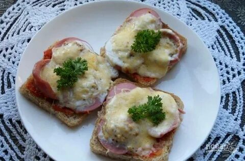 Горячий микроволновке колбасой