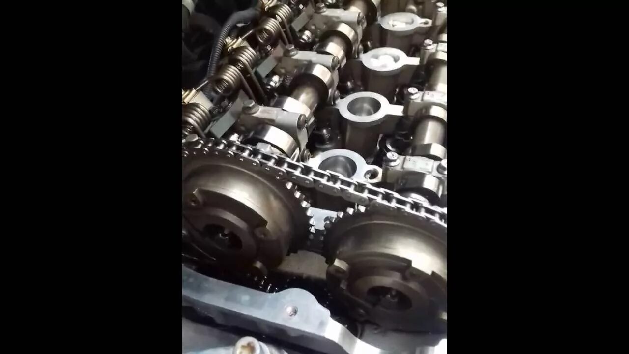 Замена распредвалов пежо 308. Цепь грм ep6. установщик меток ep6. пежо 308 метки цепи грм ер6.