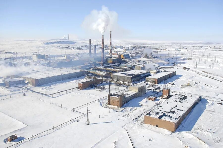 Норильск завод никель. Медный завод Норильский никель. Норильский никель Заполярный филиал медный завод. Надеждинский металлургический завод Норильск. Фабричные зимнее