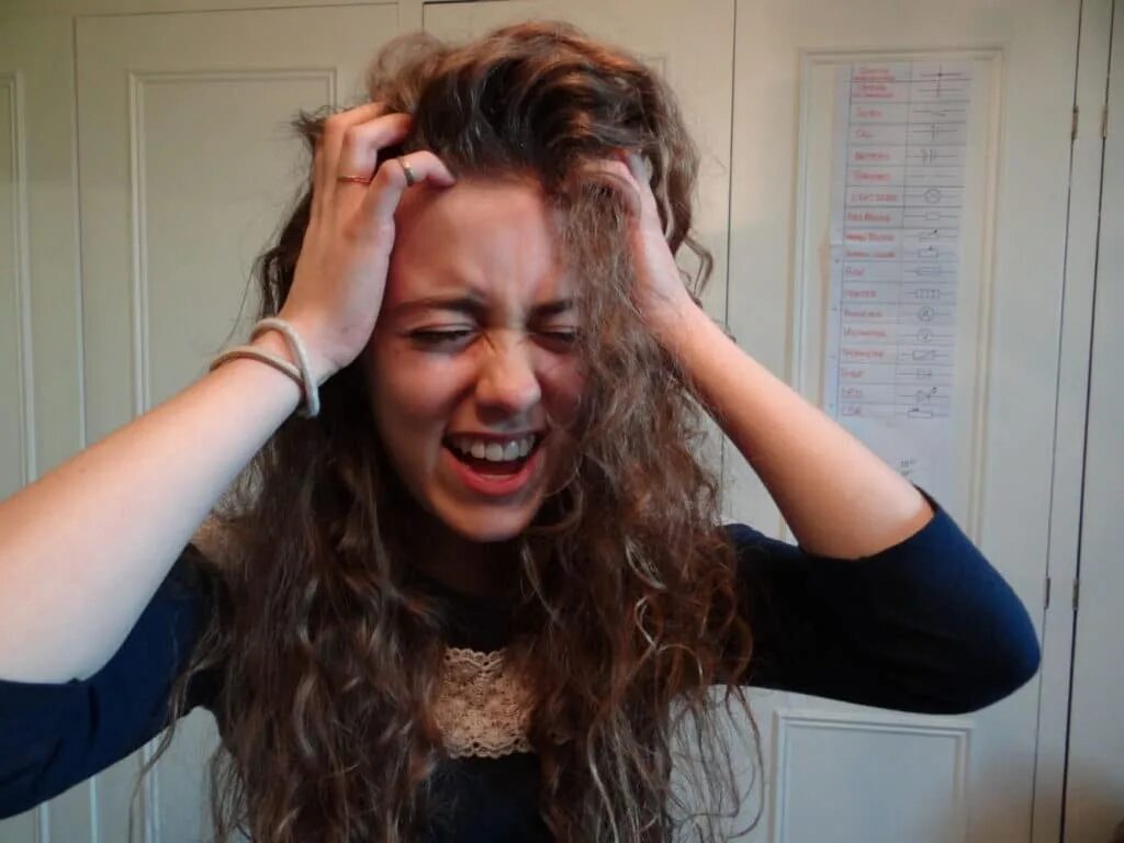 Паника. Приступ паники. Всемирный день паники. Паника в толпе. Международный день паники открытки.