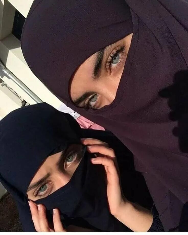 девушка покрытая в хиджабе. красивые девушки в хиджабе. девушка в хиджабе со спины. никаб паранджа. мусульманка в платке.