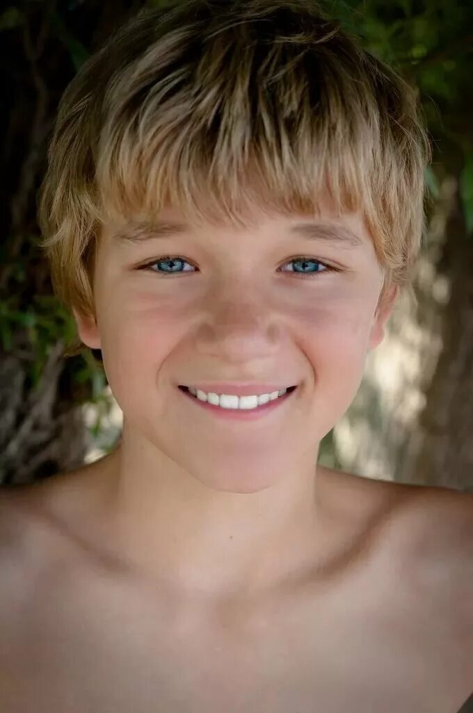 Dylan lawson. Дакота гойо. Женя журавлев jura. Boysontube. Alex ruygrok модель.
