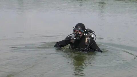 Нашли водолаза