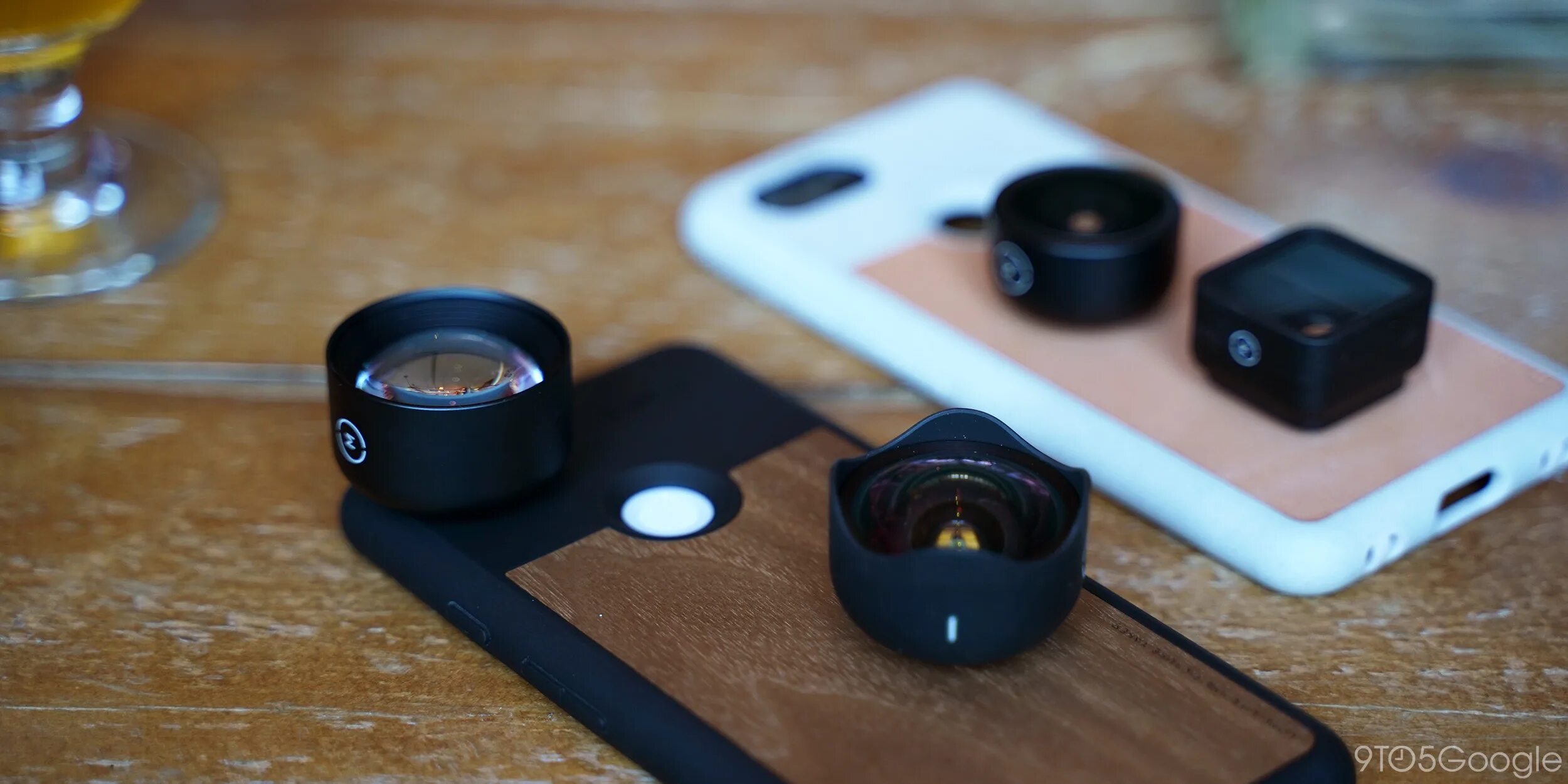 Линзы moment для iphone. Moment lens 58 13 pro. объектив moment для смартфонов. линзы moment. крепление moment lens.